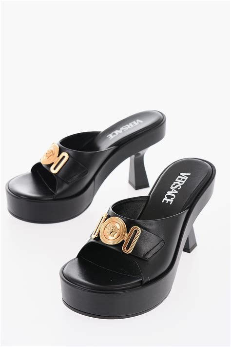 tacco con medusa versace|Versace Outlet: Sabot La Medusa in raso e pelle .